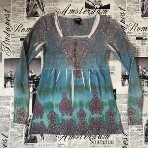 Style-co Women's Blue and Green Shirt